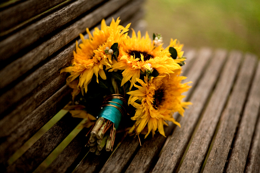 sunflower-bridal-bouquet